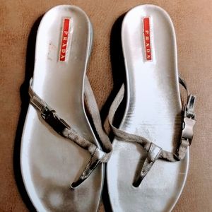 Size 9 , Prada sandals, they run a little small.